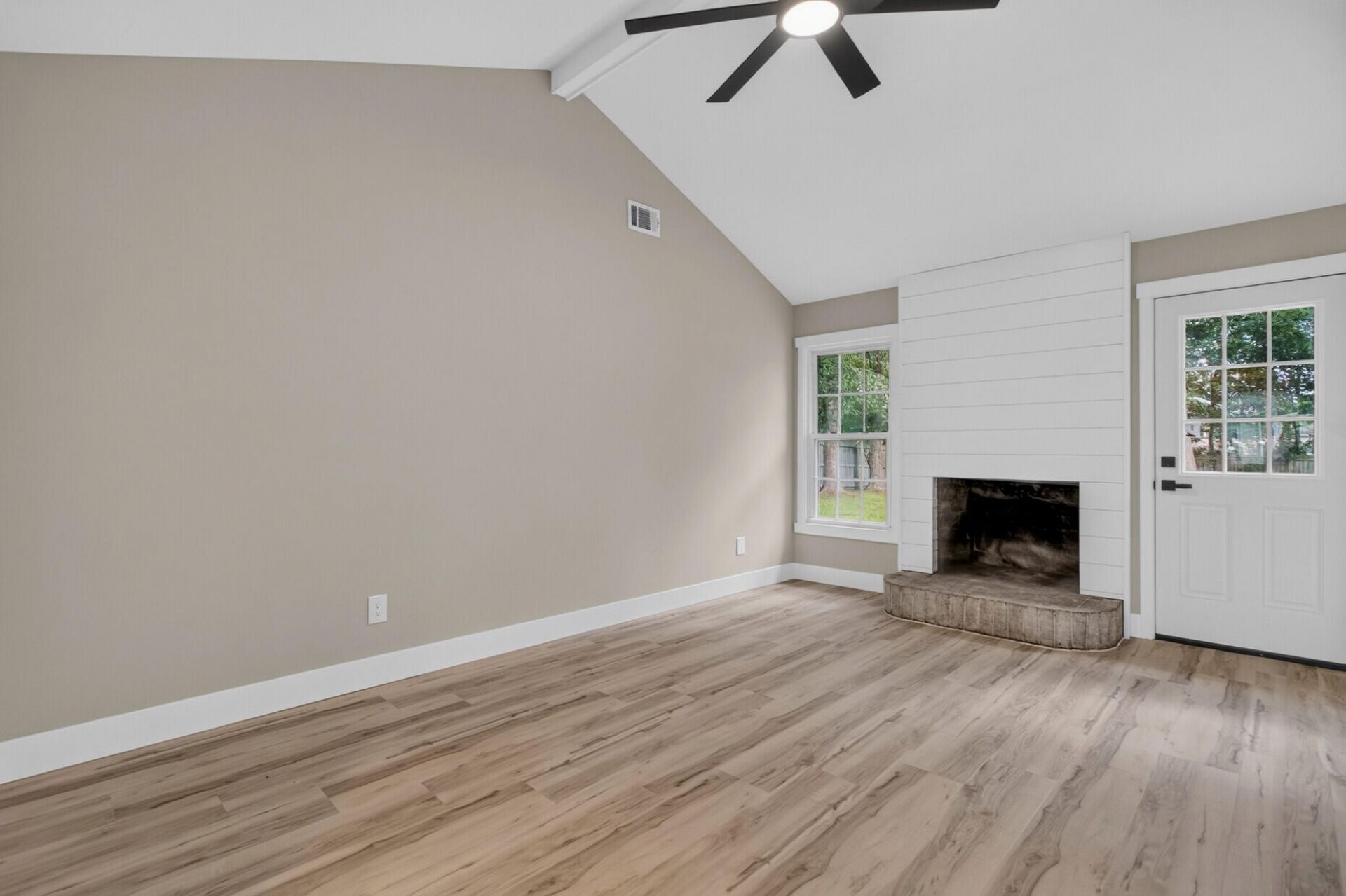 118 Highland Avenue Photo 8