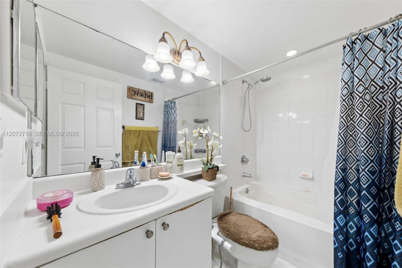 2280 E Preserve Way , Unit 204, Miramar, FL 33025 Photo