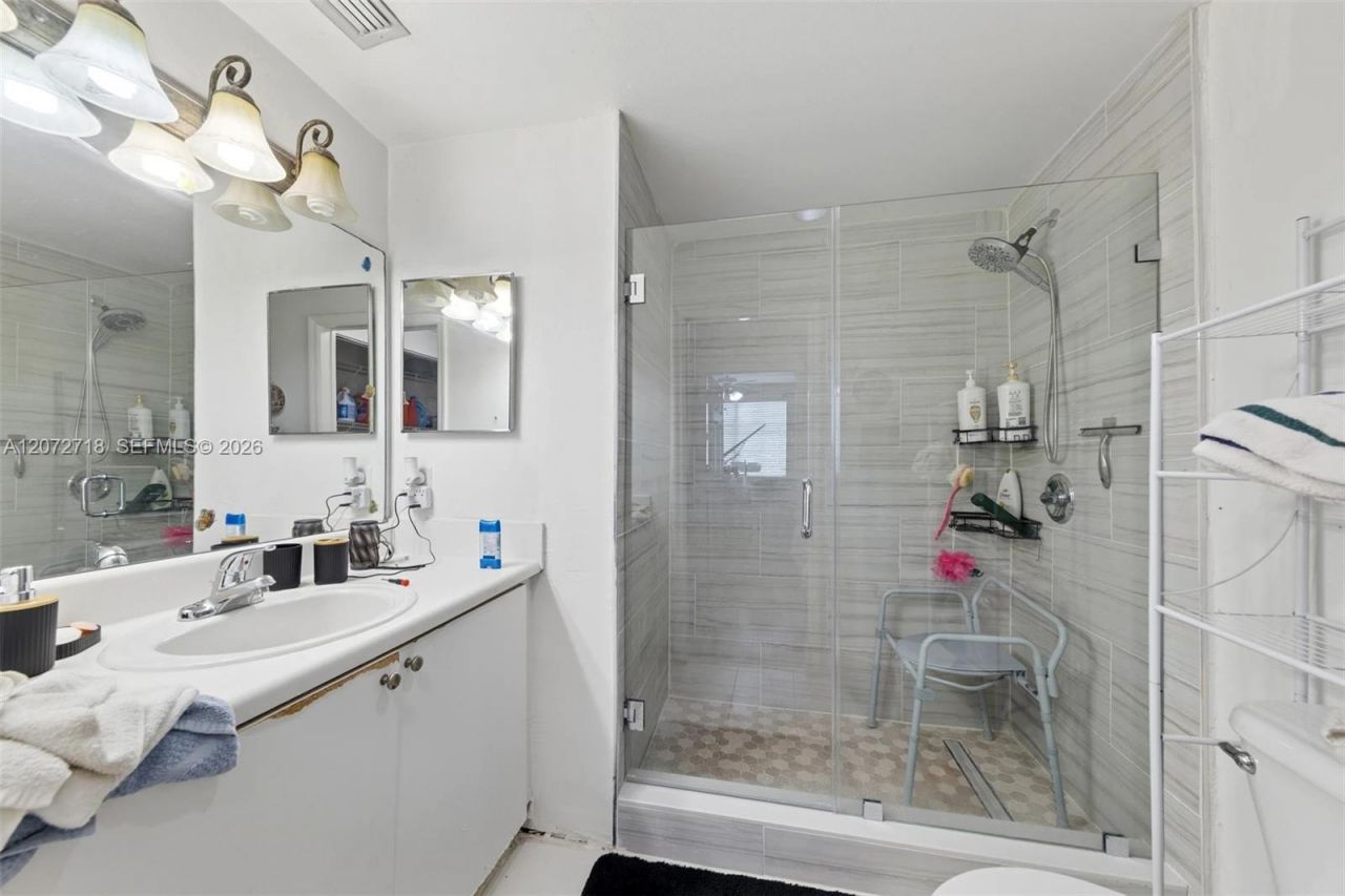 2280 E Preserve Way , Unit 204, Miramar, FL 33025 Photo
