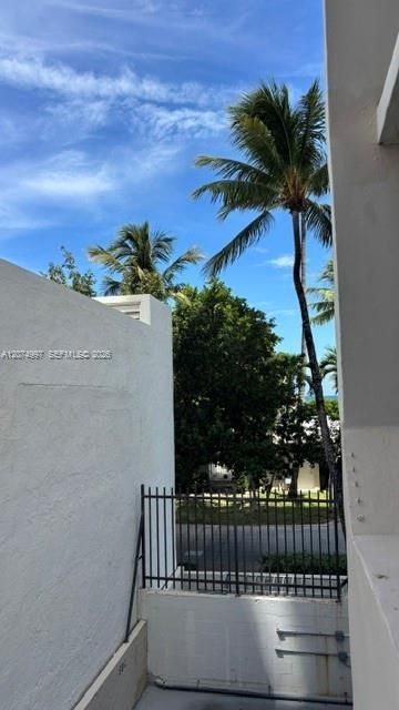 2625 Collins Ave, Unit 212, Miami Beach, FL 33140 Photo