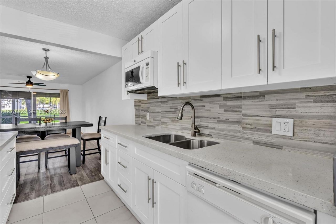 1300 SW 124th Ter , Unit 105P, Pembroke Pines, FL 33027 Photo