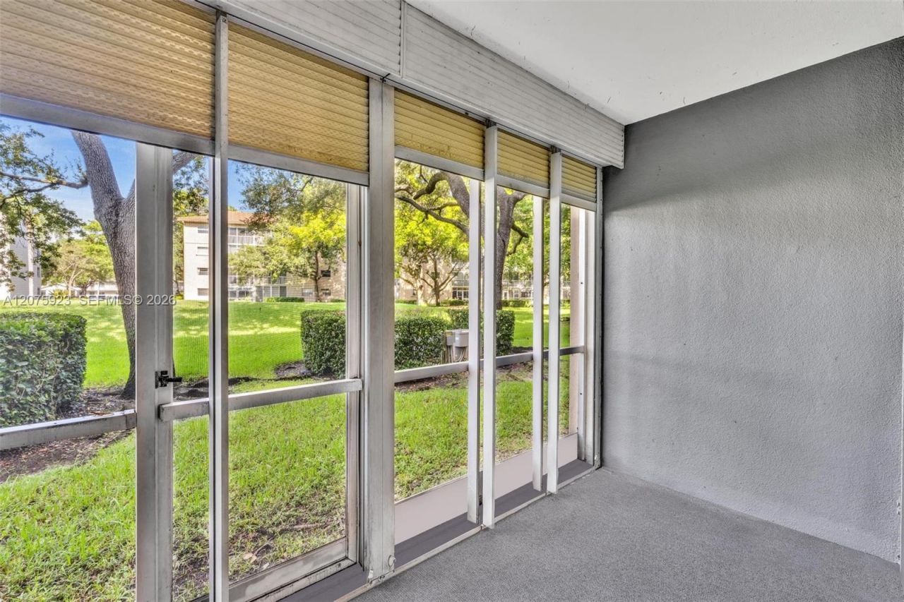 1300 SW 124th Ter , Unit 105P, Pembroke Pines, FL 33027 Photo
