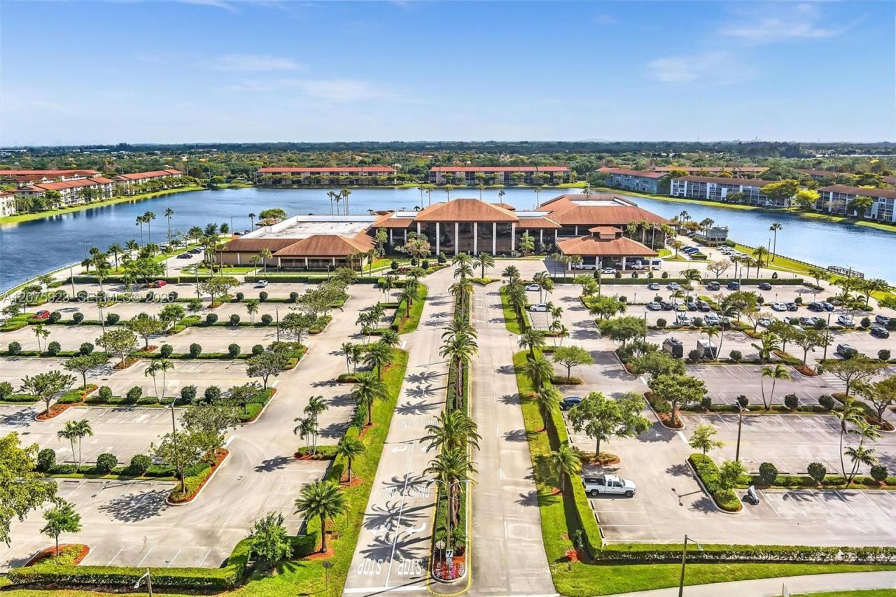 1300 SW 124th Ter , Unit 105P, Pembroke Pines, FL 33027 Photo