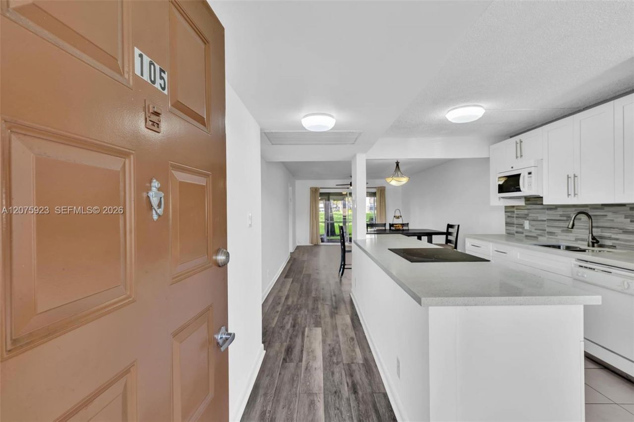 1300 SW 124th Ter , Unit 105P, Pembroke Pines, FL 33027 Photo