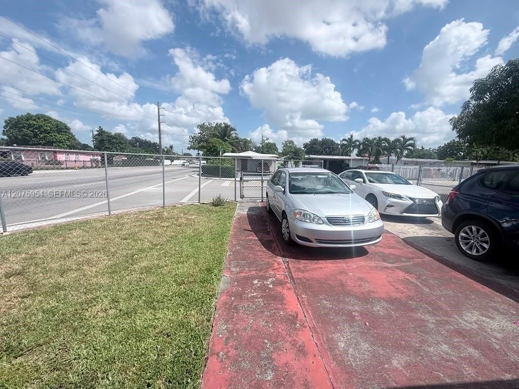 3190 NW 97th St , Miami, FL 33147 Photo