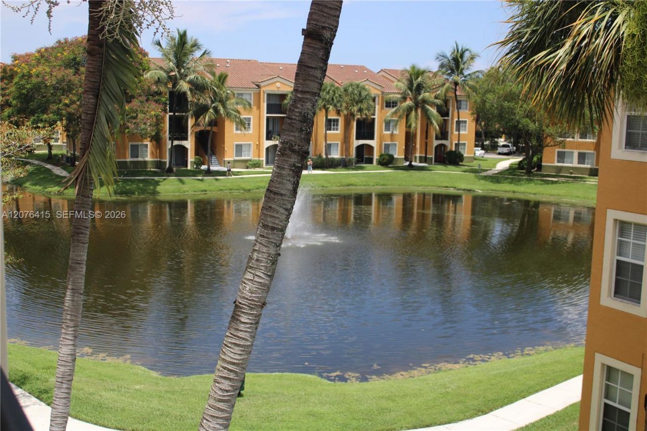 2400 E Preserve Way, Unit 304, Miramar, FL 33025 Photo
