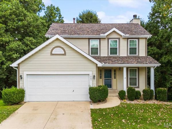 1465 Schwarz Meadow Drive, O'Fallon, IL 62269