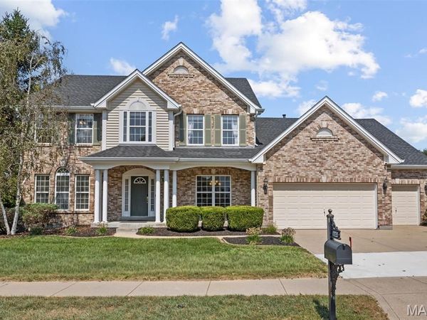 17835 Westhampton Woods Drive, Chesterfield, MO 63005