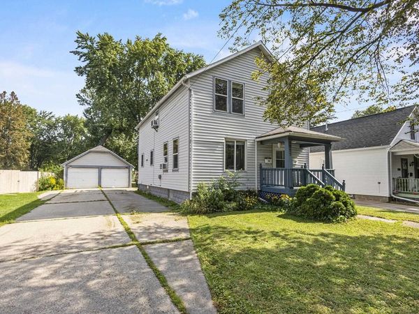 1227 PORLIER STREET, Green Bay, WI 54301