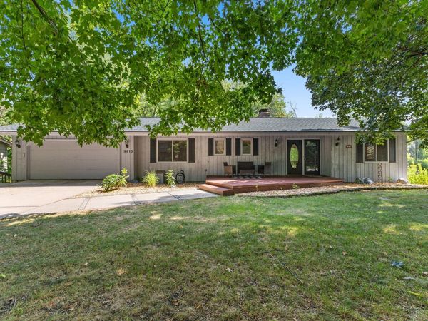 3810 Bassett Creek Drive, Golden Valley, MN 55422