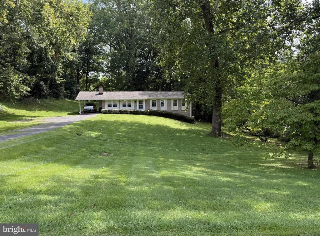 11219 LAKEVIEW DRIVE , DUNKIRK, MD 20754
