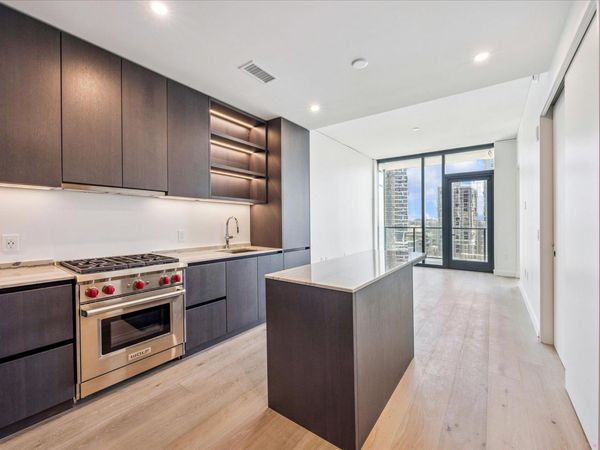 610 Davis ST, Unit 2009, Austin, TX 78701