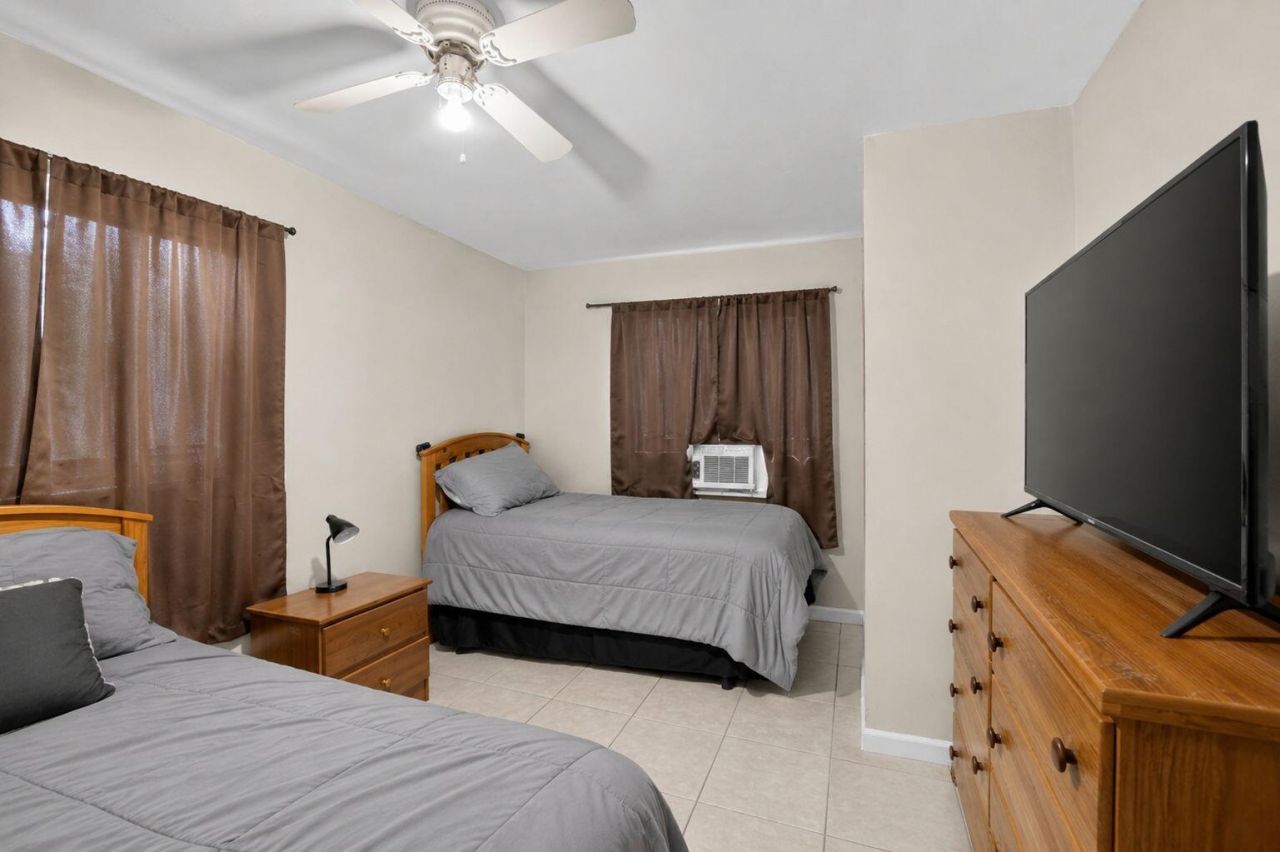 633 Franklin Road, West Palm Beach, FL 33405 Photo