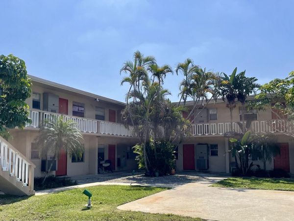 200 E Ocean Avenue, Unit 10, Boynton Beach, FL 33435