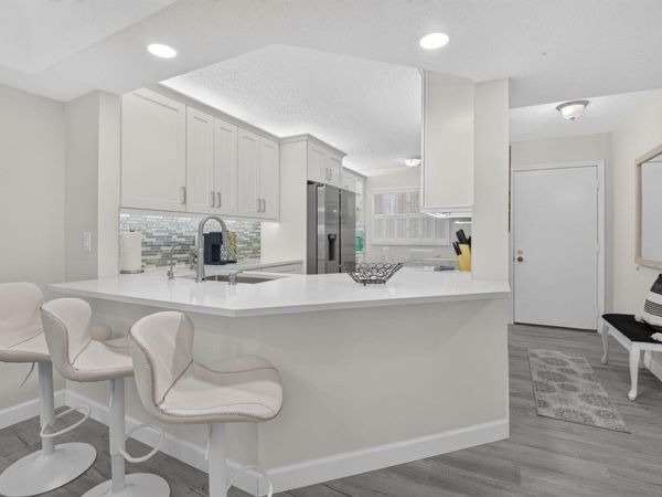 23249 Barwood Lane N, Unit 305, Boca Raton, FL 33428