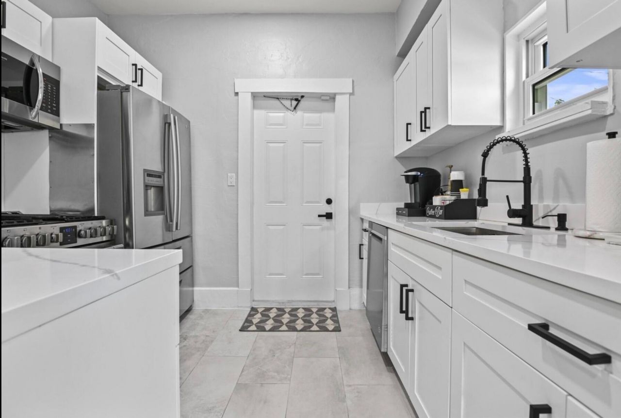 424 Malverne Road, West Palm Beach, FL 33405 Photo