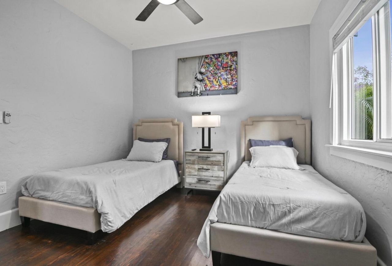 424 Malverne Road, West Palm Beach, FL 33405 Photo