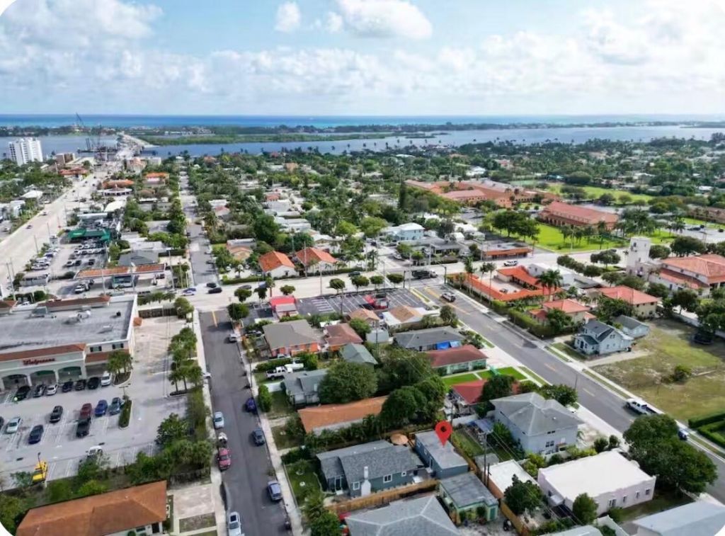 424 Malverne Road, West Palm Beach, FL 33405 Photo