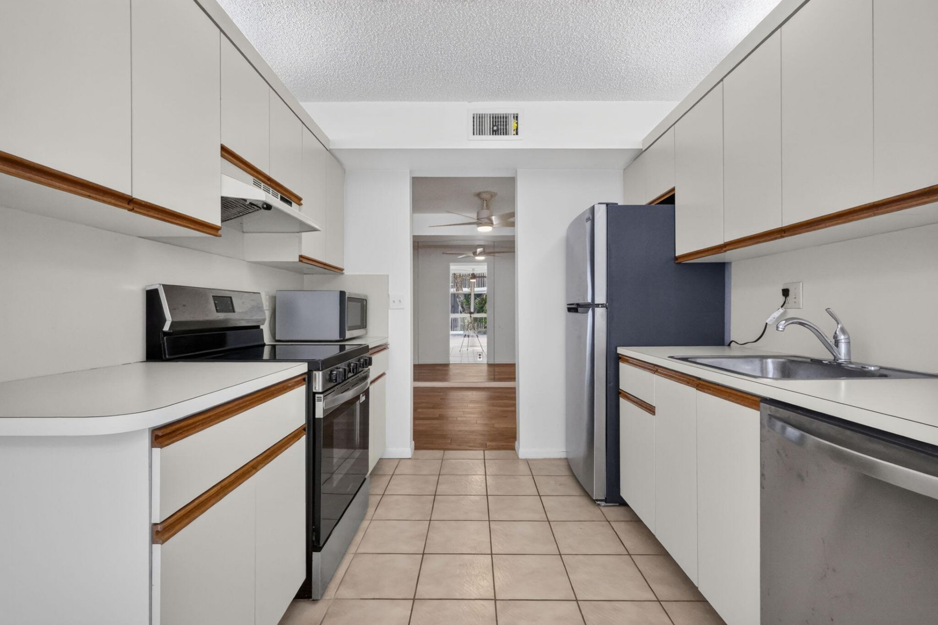 5936 Morningstar Circle, Unit 205, Delray Beach, FL 33484 Photo