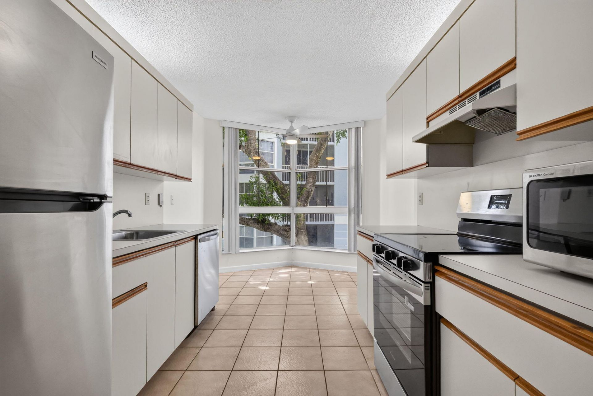 5936 Morningstar Circle, Unit 205, Delray Beach, FL 33484 Photo