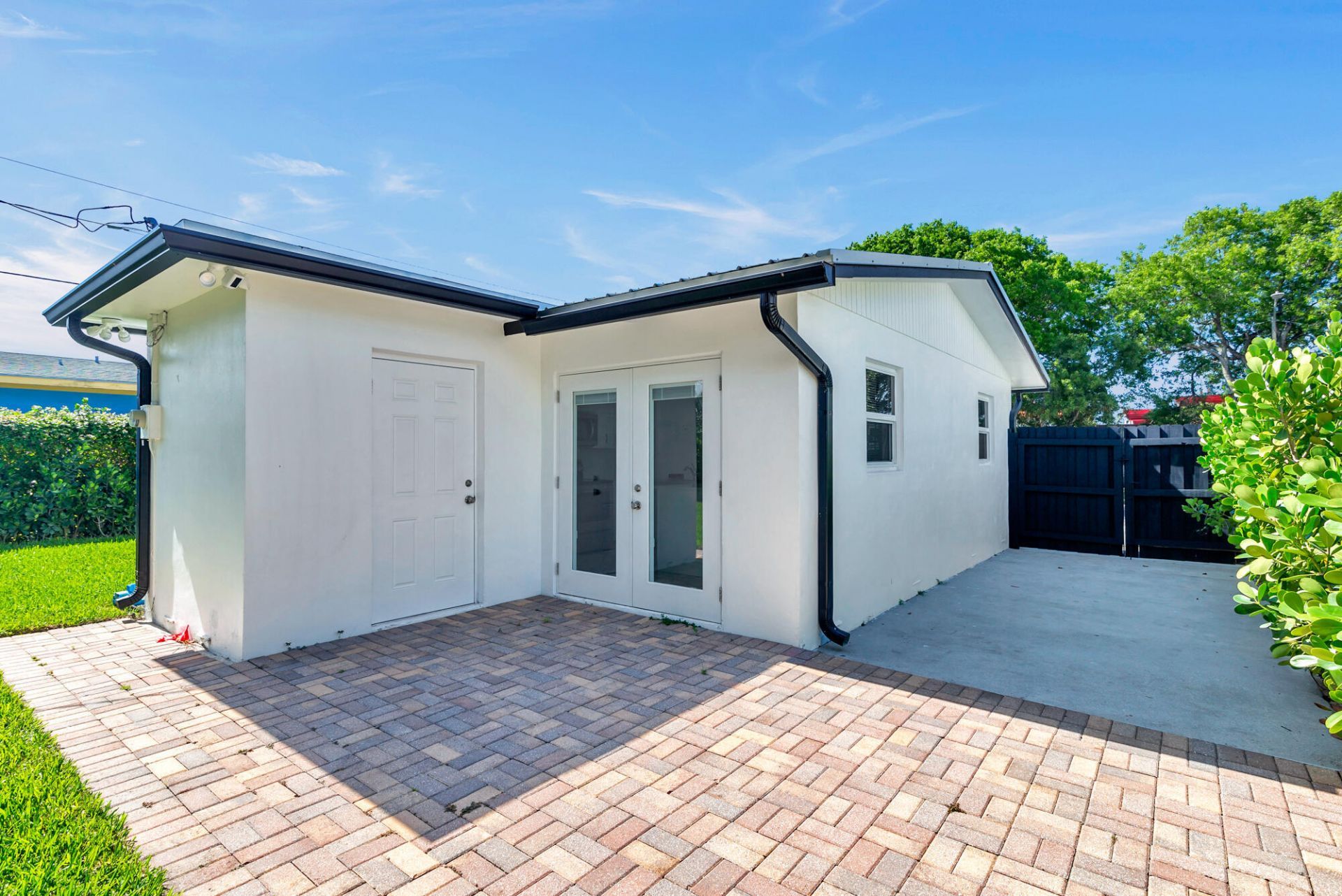 411 Summa Street, West Palm Beach, FL 33405 Photo
