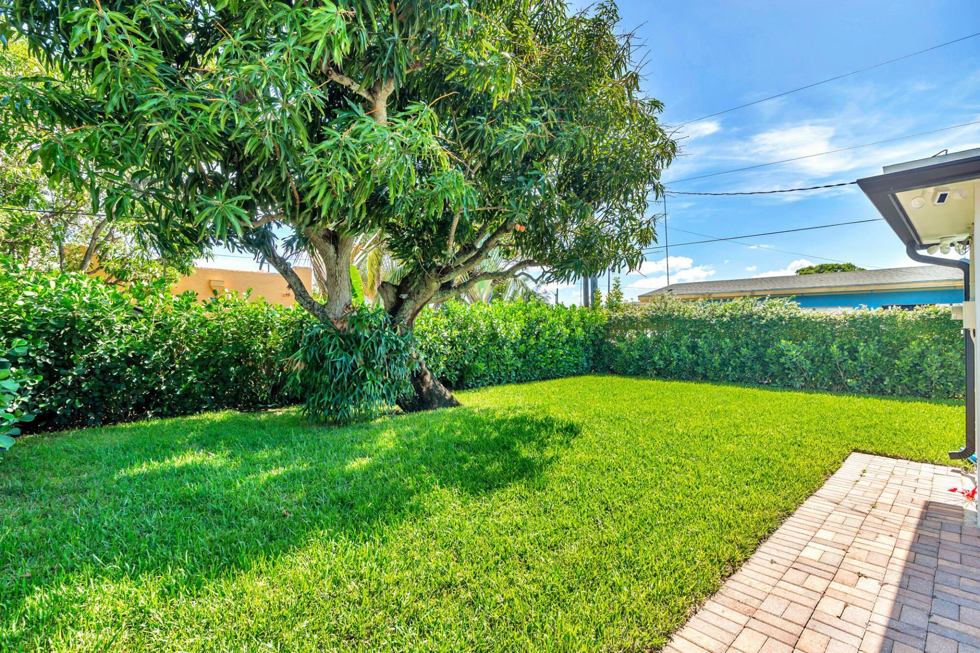 411 Summa Street, West Palm Beach, FL 33405 Photo