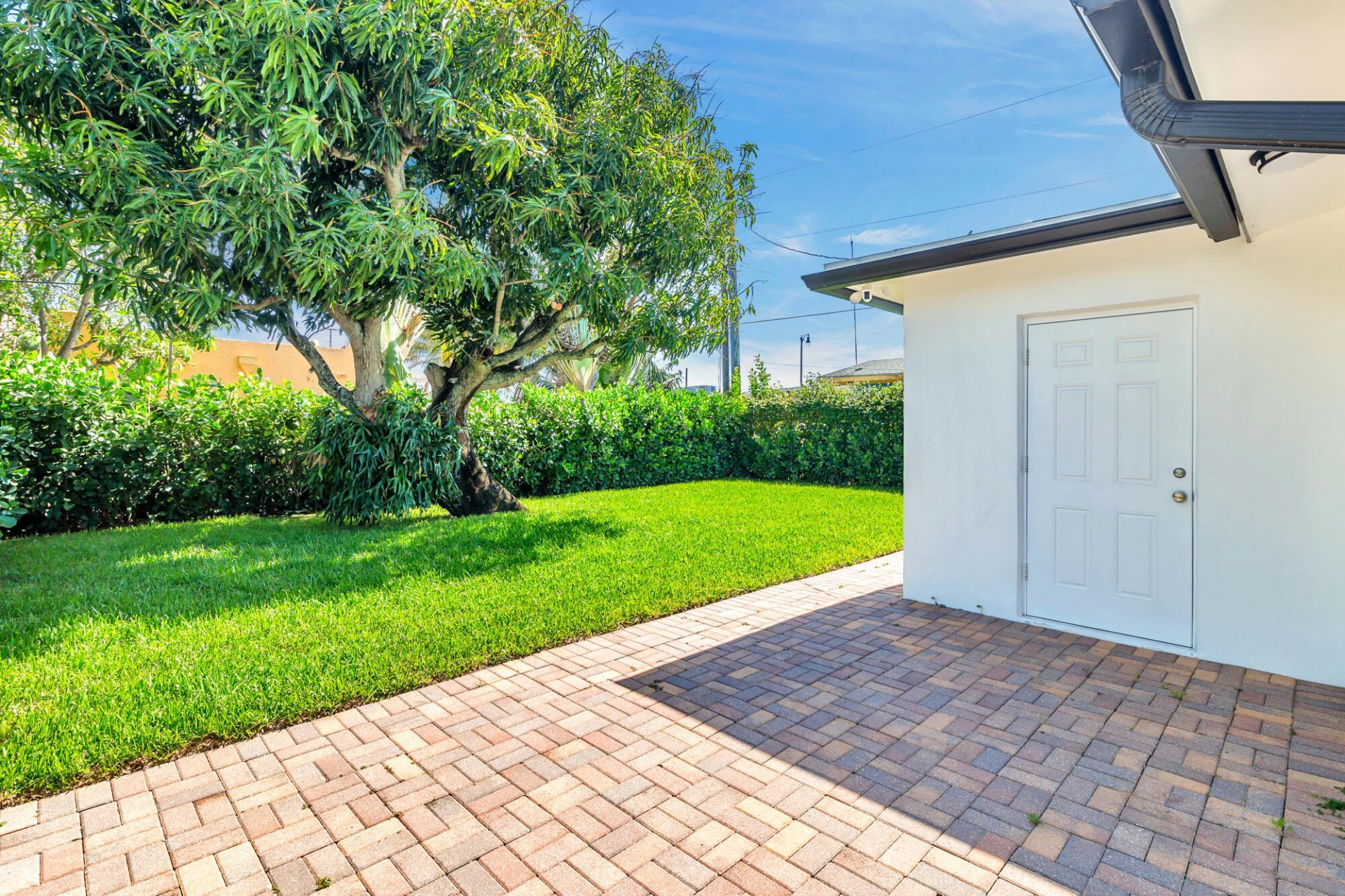 411 Summa Street, West Palm Beach, FL 33405 Photo