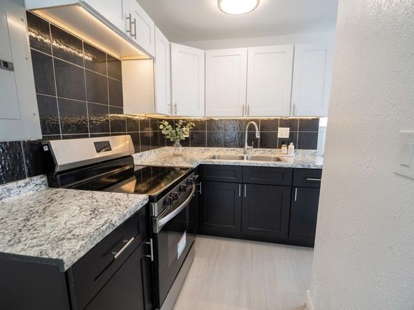 825 TRUMAN Street, Unit 2, Lake Worth Beach, FL 33460