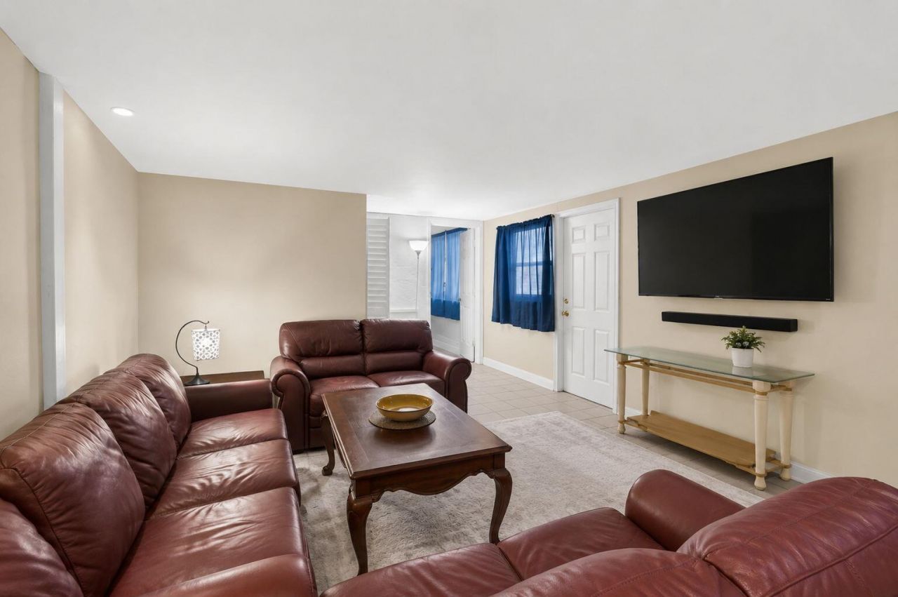 633 Franklin Road, West Palm Beach, FL 33405 Photo