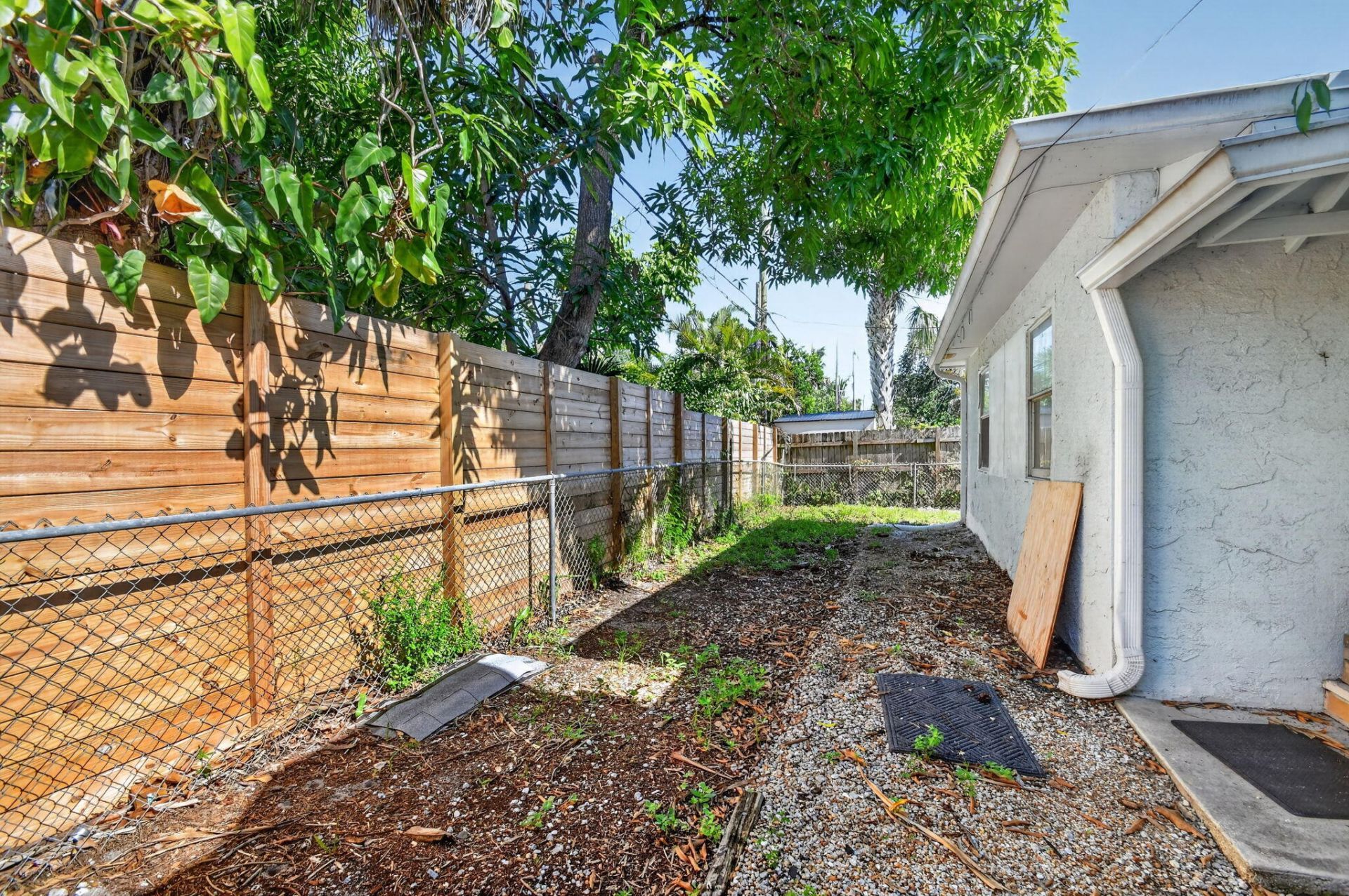 633 Franklin Road, West Palm Beach, FL 33405 Photo