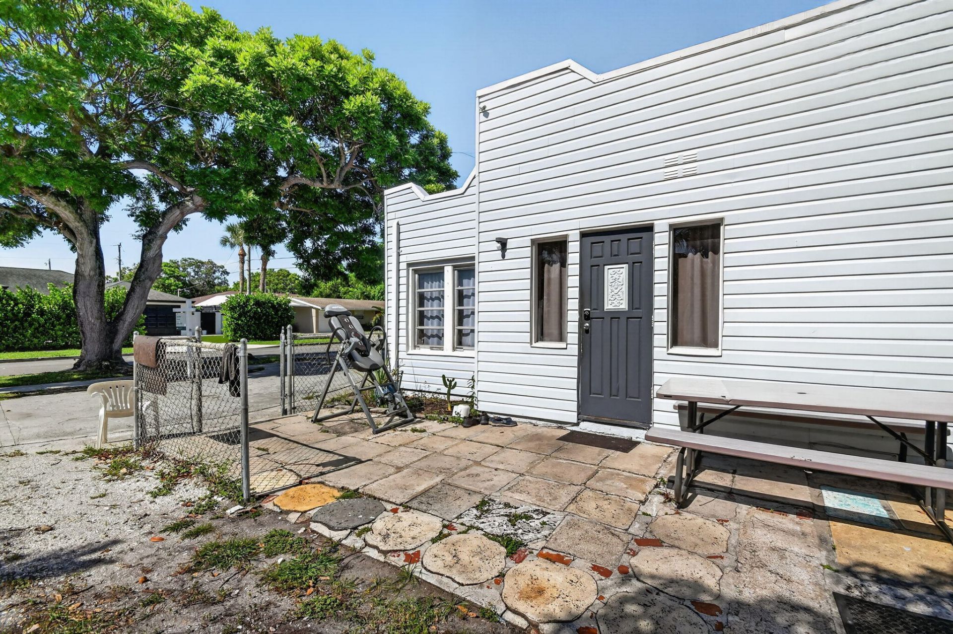 633 Franklin Road, West Palm Beach, FL 33405 Photo