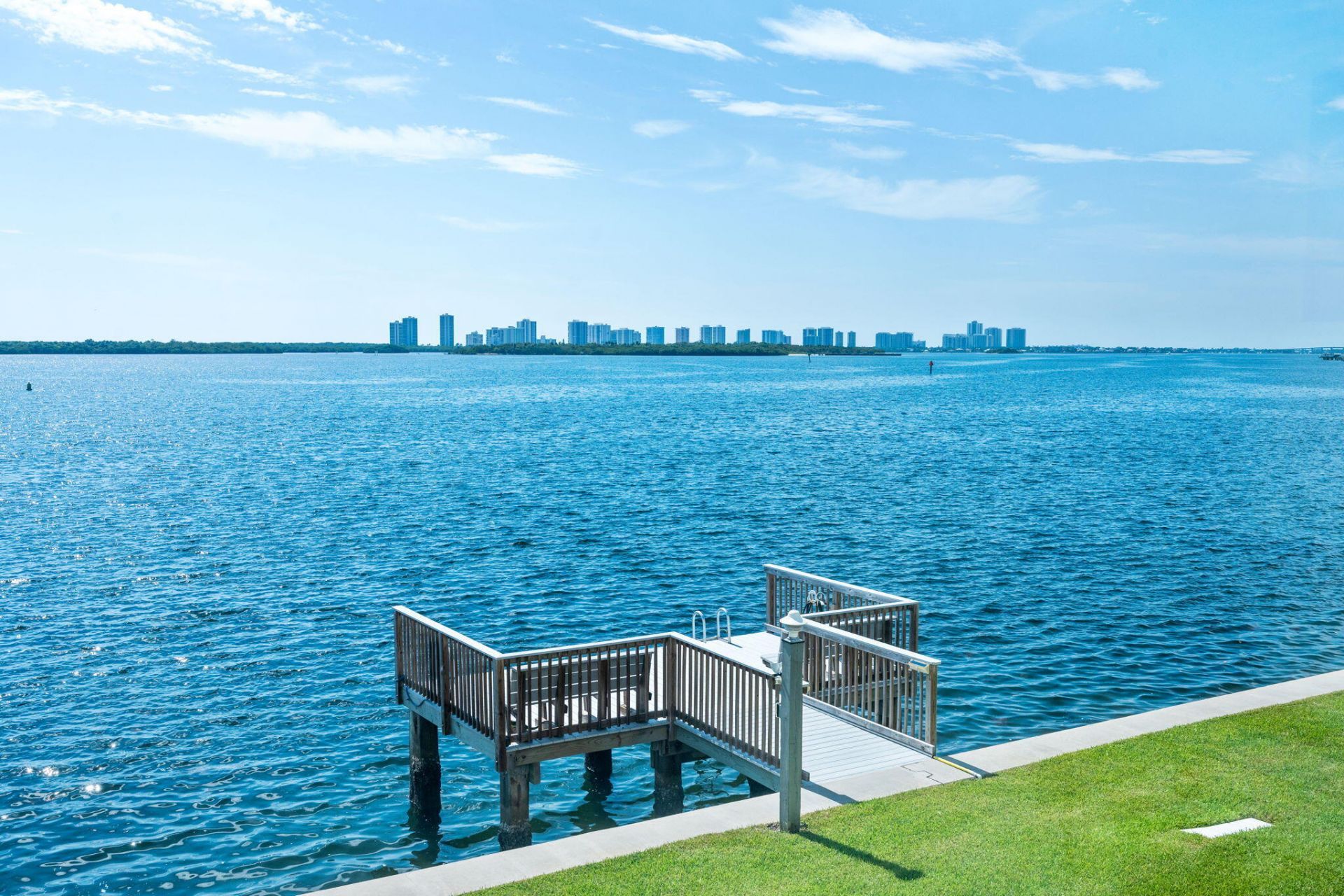 52 Yacht Club Drive, Unit 204, North Palm Beach, FL 33408 Photo