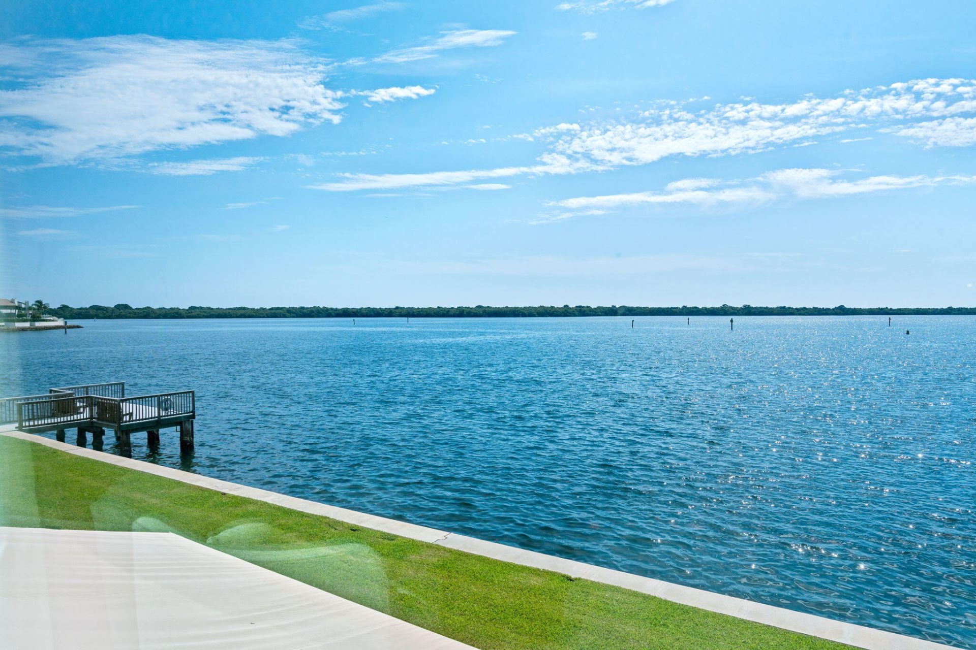 52 Yacht Club Drive, Unit 204, North Palm Beach, FL 33408 Photo