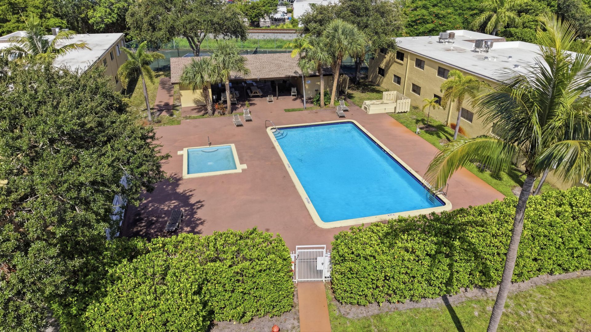 1265 S Flagler Avenue, Unit 220, Pompano Beach, FL 33060 Photo