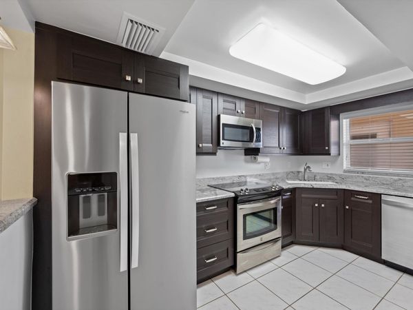 725 N RIVERSIDE Drive, Unit 203, Pompano Beach, FL 33062