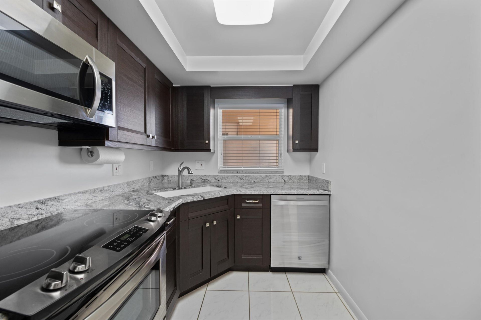725 N Riverside Drive, Unit 203, Pompano Beach, FL 33062 Photo