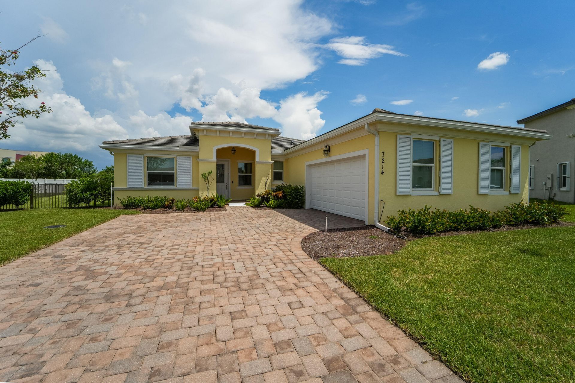 7214 NW Farnsworth Circle, Port Saint Lucie, FL 34987 Photo