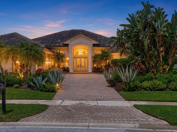 10833 Egret Pointe Lane SE, West Palm Beach, FL 33412