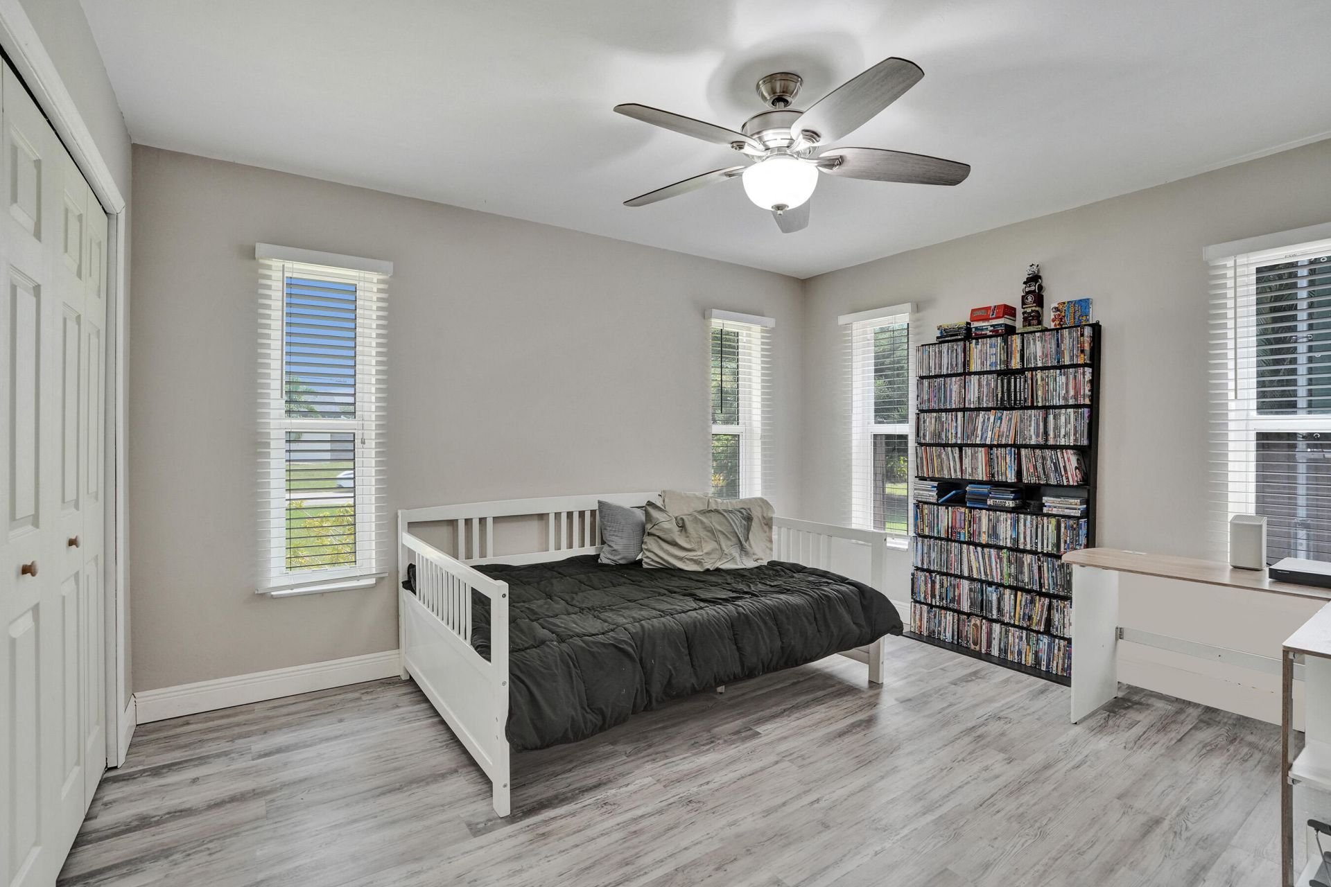 4321 SW 73rd Terrace, Davie, FL 33314 Photo