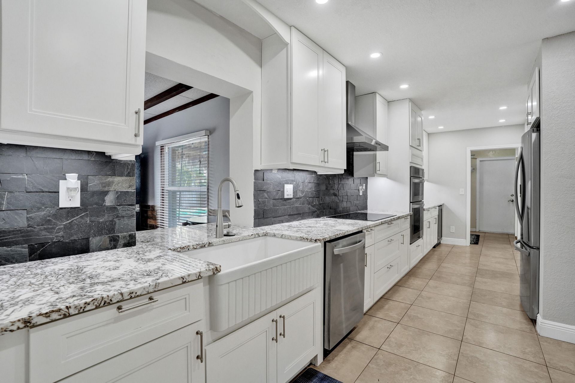 4321 SW 73rd Terrace, Davie, FL 33314 Photo