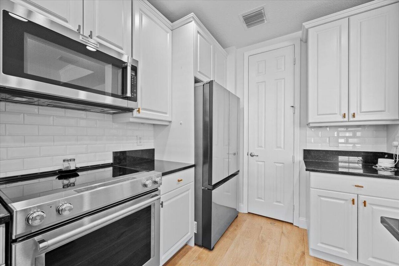 11818 Valencia Gardens Avenue, Palm Beach Gardens, FL 33410 Photo