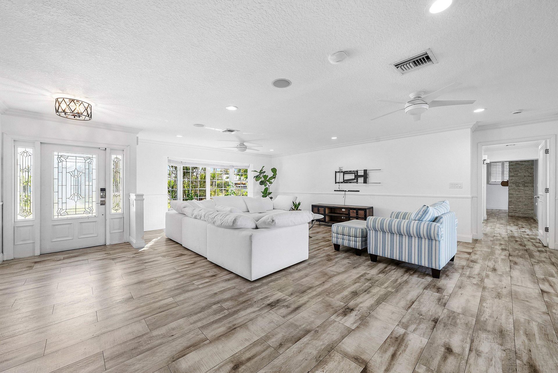 3815 S Lake Drive, Boynton Beach, FL 33435 Photo