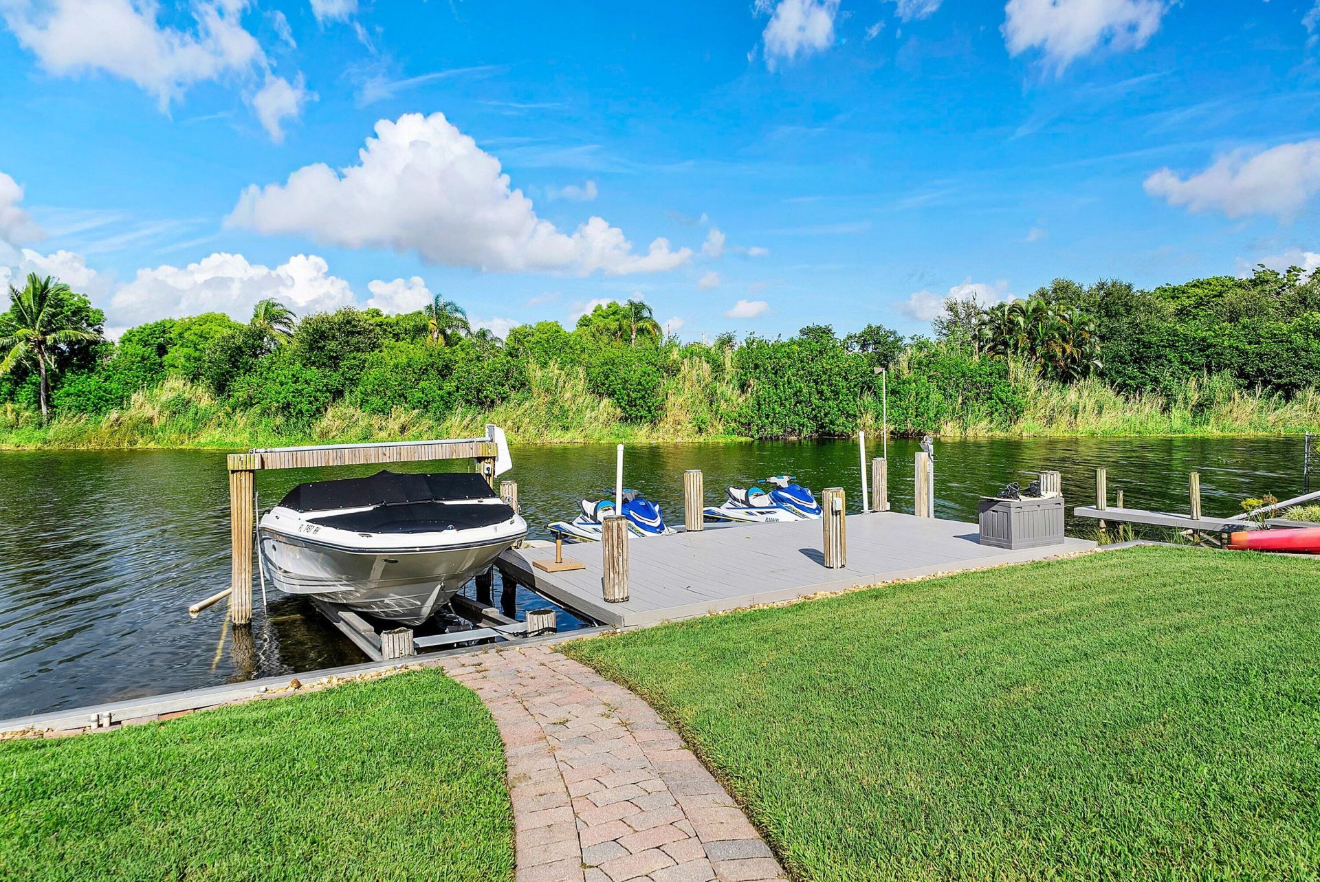 3815 S Lake Drive, Boynton Beach, FL 33435 Photo