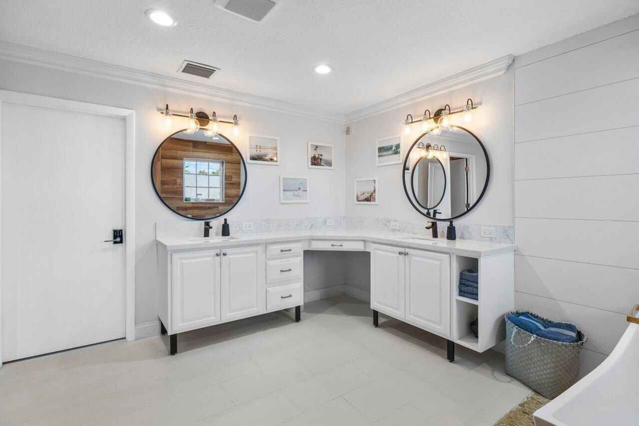 3815 S Lake Drive, Boynton Beach, FL 33435 Photo