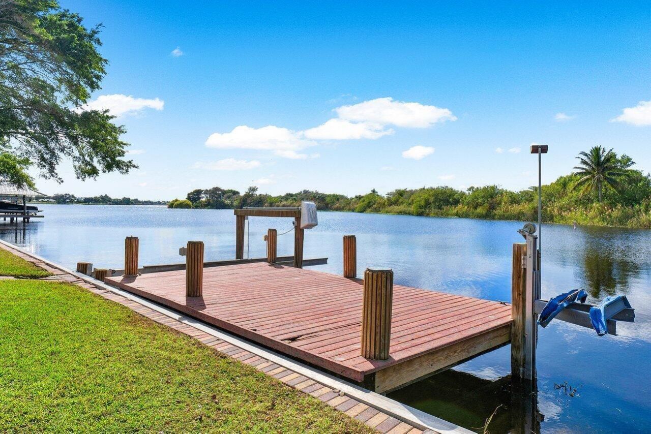 3815 S Lake Drive, Boynton Beach, FL 33435 Photo