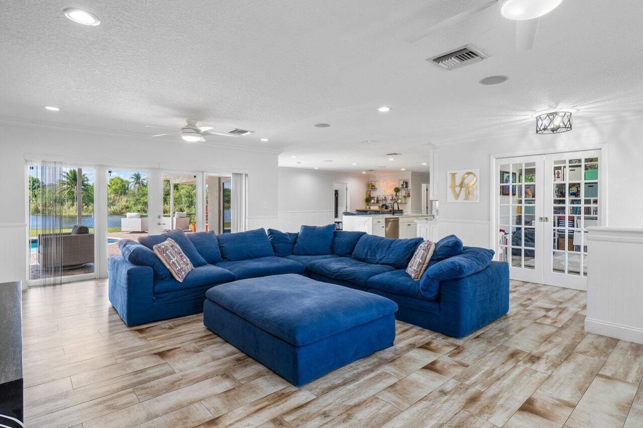 3815 S Lake Drive, Boynton Beach, FL 33435 Photo