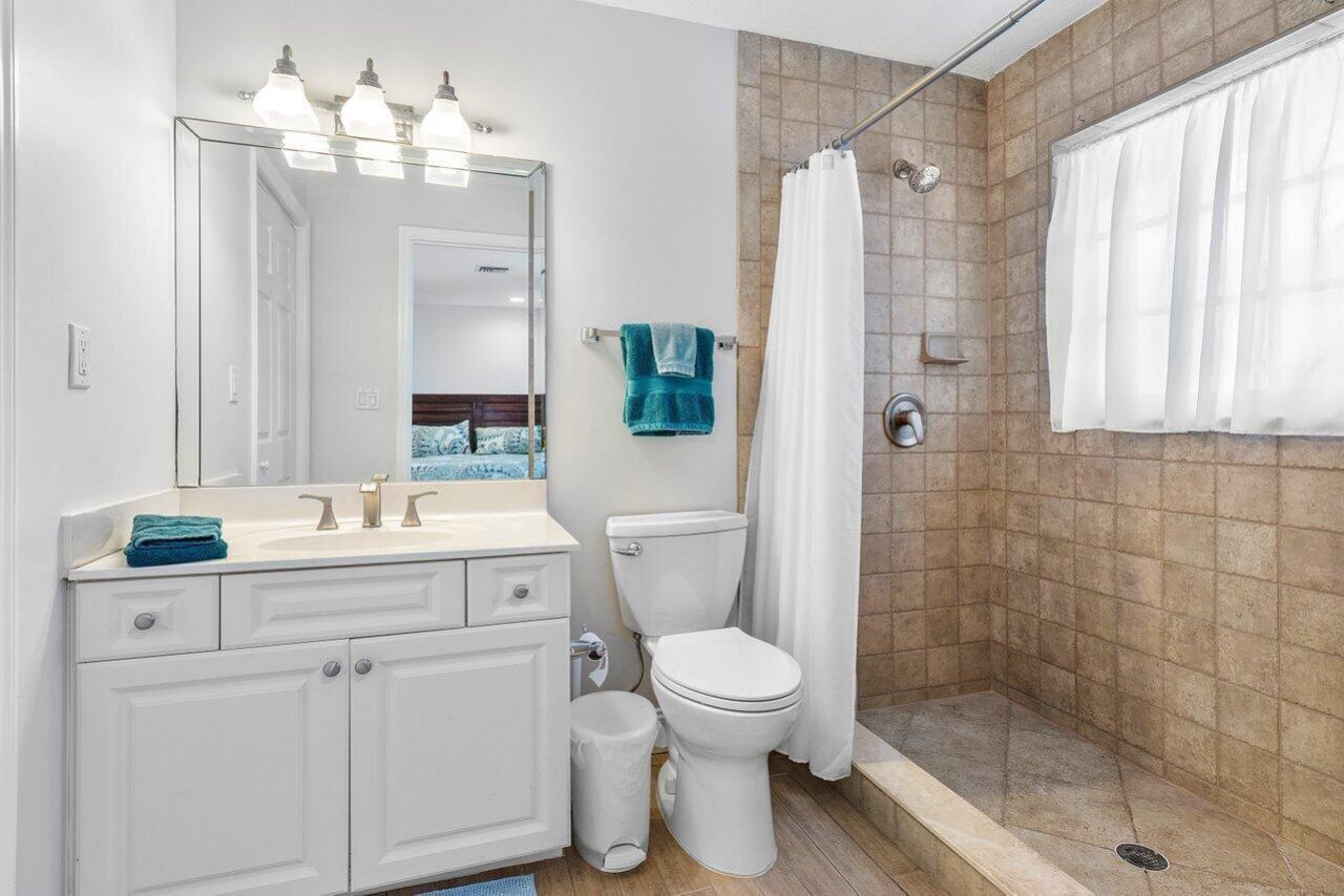 3815 S Lake Drive, Boynton Beach, FL 33435 Photo