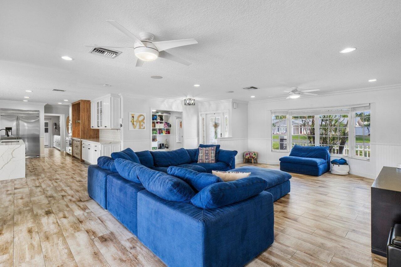 3815 S Lake Drive, Boynton Beach, FL 33435 Photo