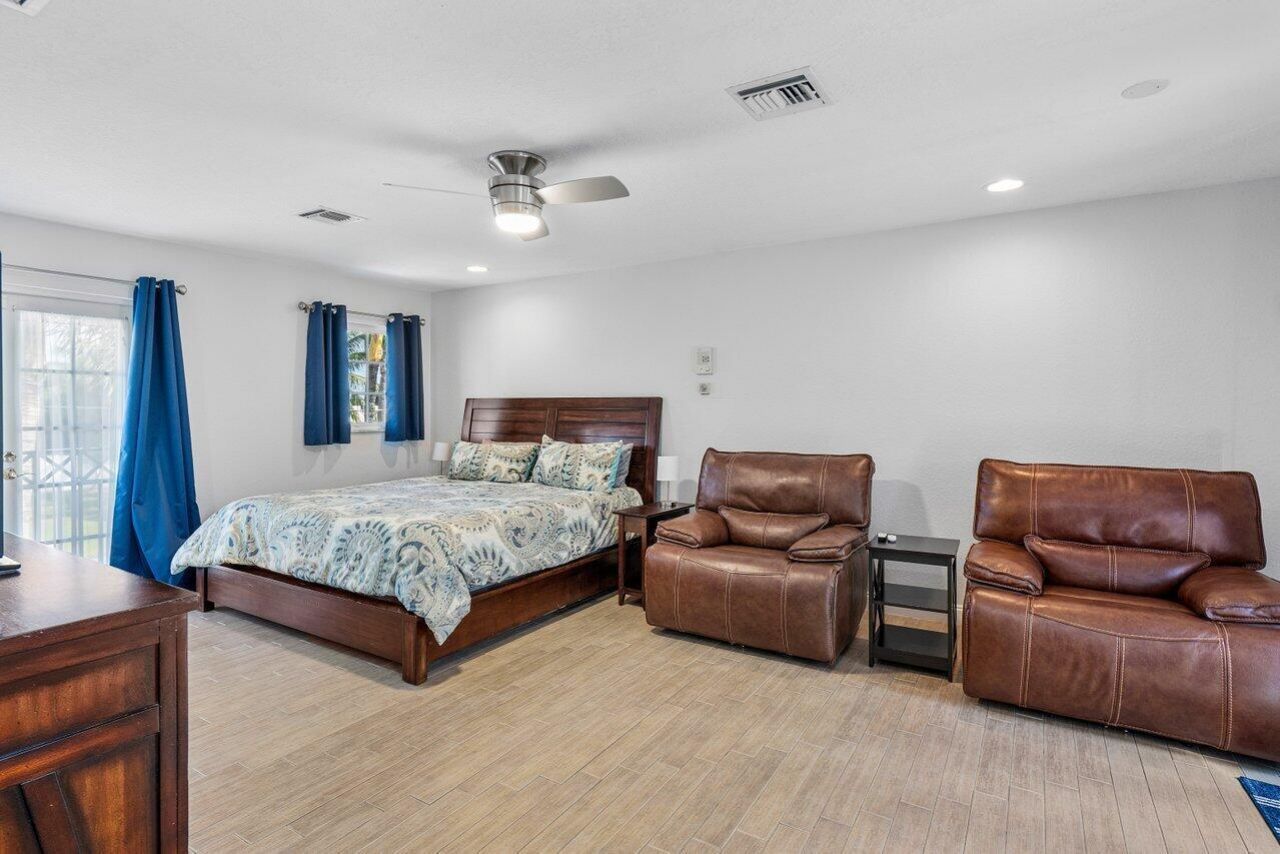 3815 S Lake Drive, Boynton Beach, FL 33435 Photo