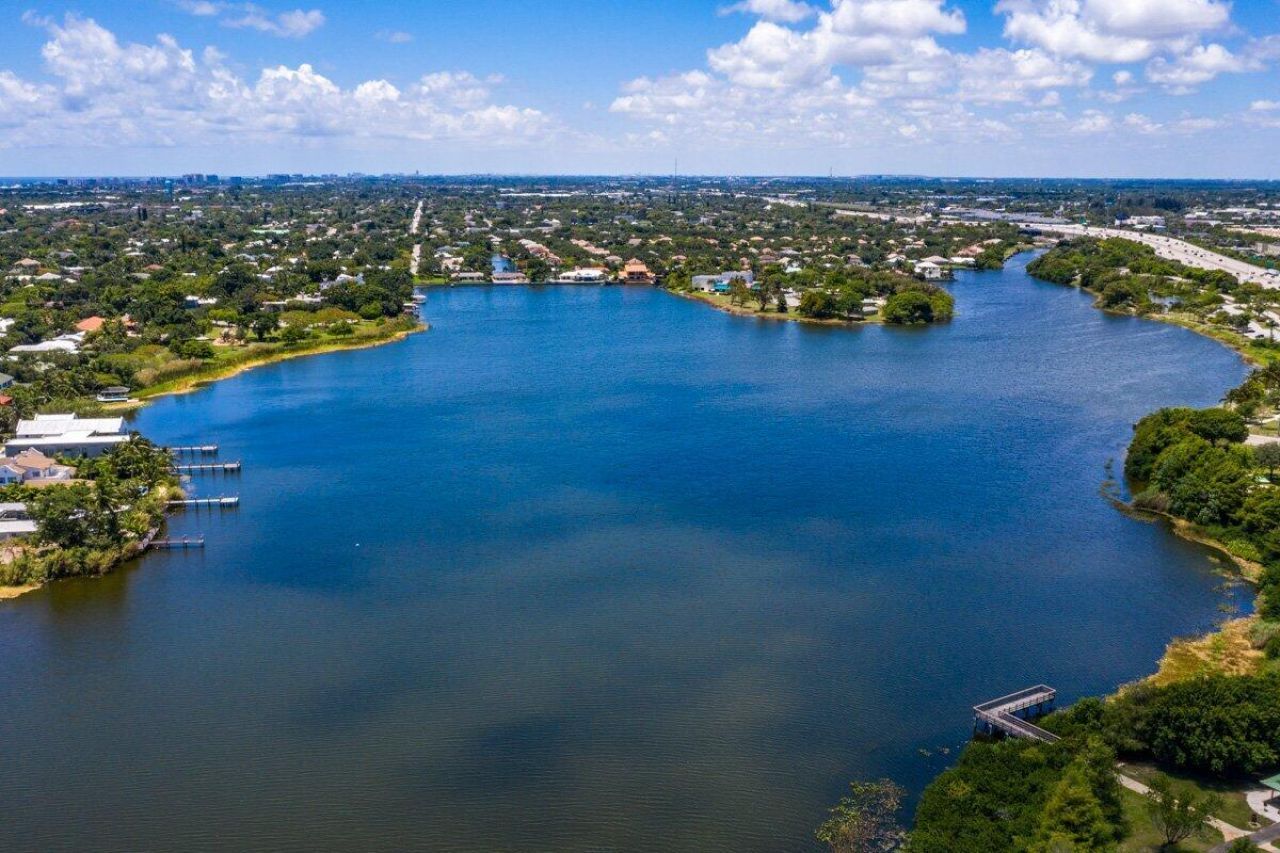 3815 S Lake Drive, Boynton Beach, FL 33435 Photo